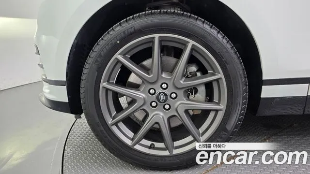Land Rover Range Rover Velar 2022