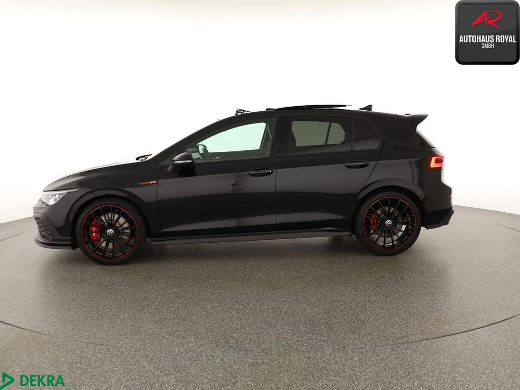 Volkswagen Golf 2024