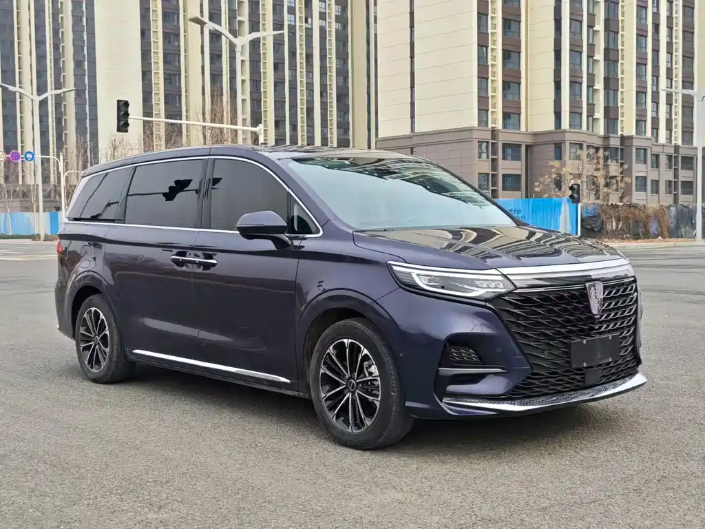 Roewe iMAX8 2022