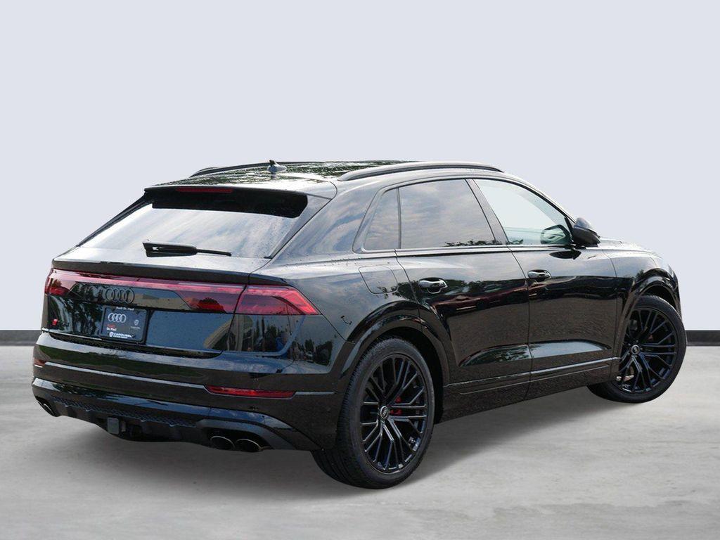 Audi SQ8 2025