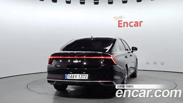 Kia K8 2021