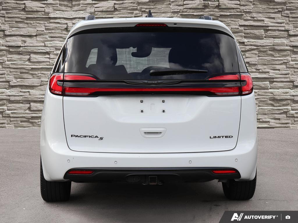 Chrysler Pacifica 2024