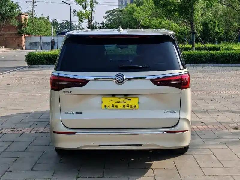 Buick GL8 2022
