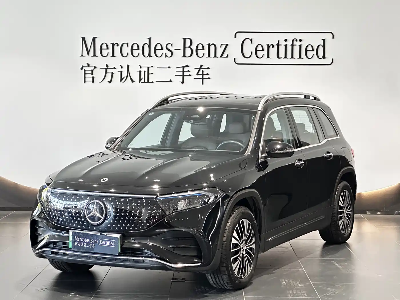 Mercedes-Benz EQB 2024