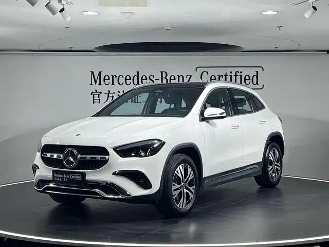 Mercedes-Benz GLA 2024