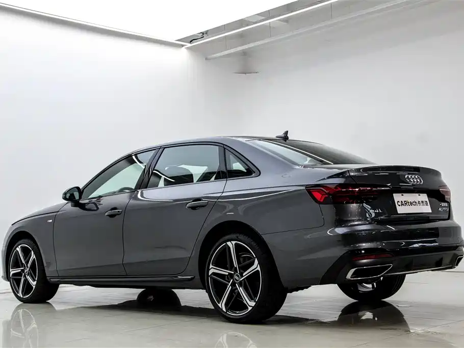 Audi A4 2025