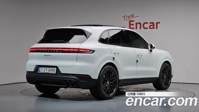 Porsche Cayenne 2025