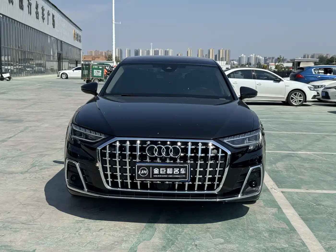 Audi A8 2025