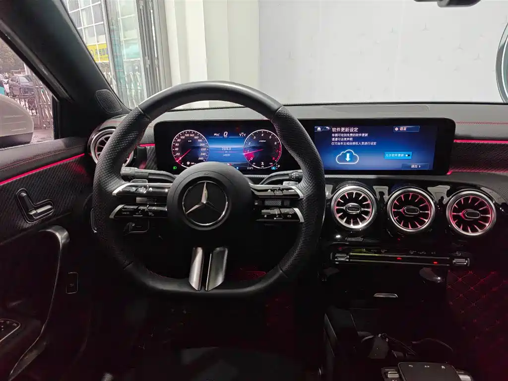 Mercedes-Benz A-Класс 2024