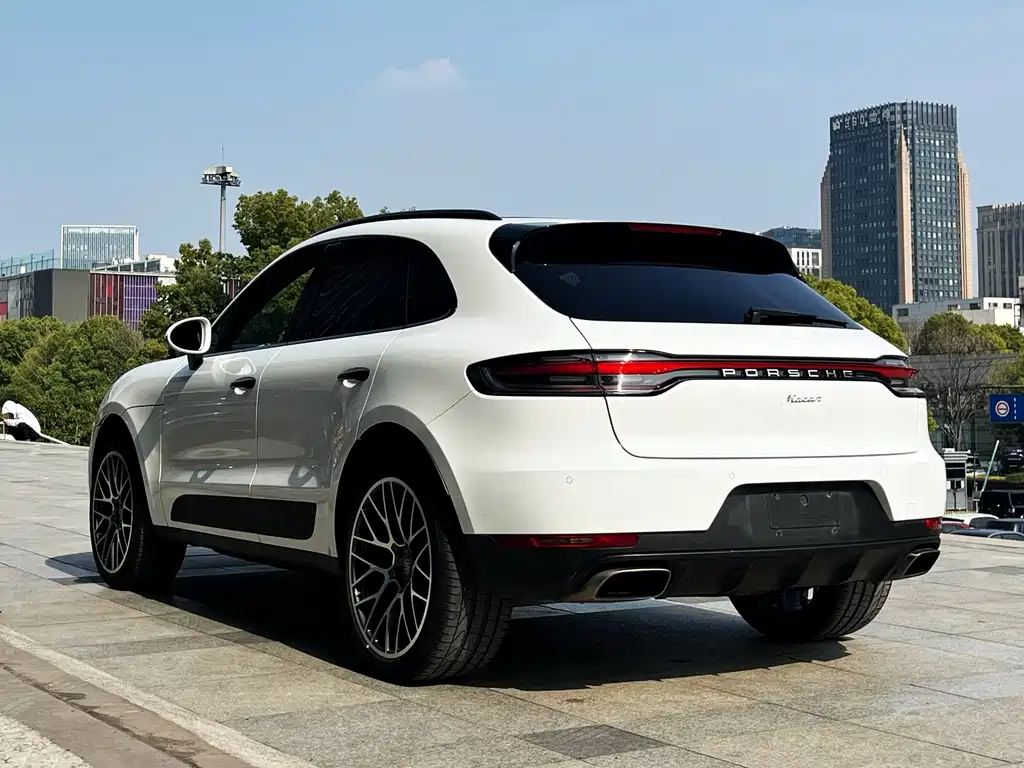 Porsche Macan 2022
