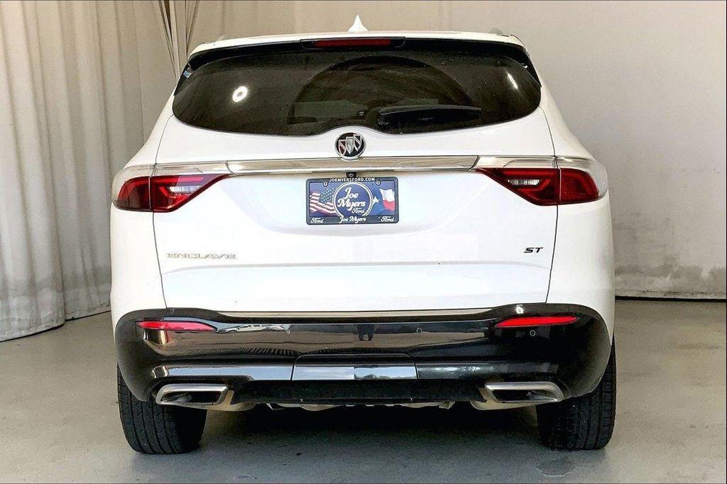 Buick Enclave 2022