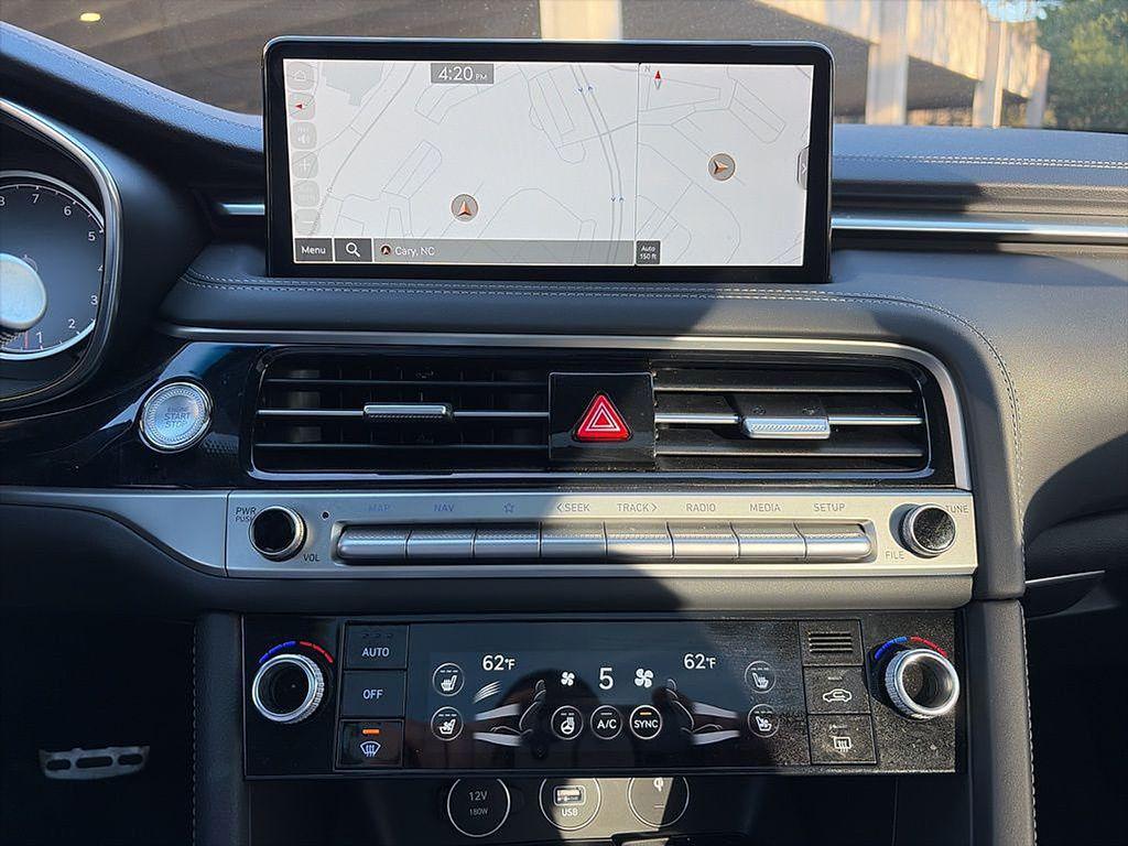 Genesis G70 2025