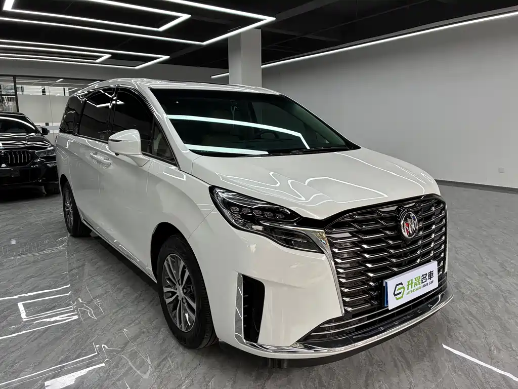 Buick GL8 2024