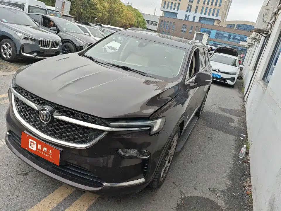 Buick Enclave 2021