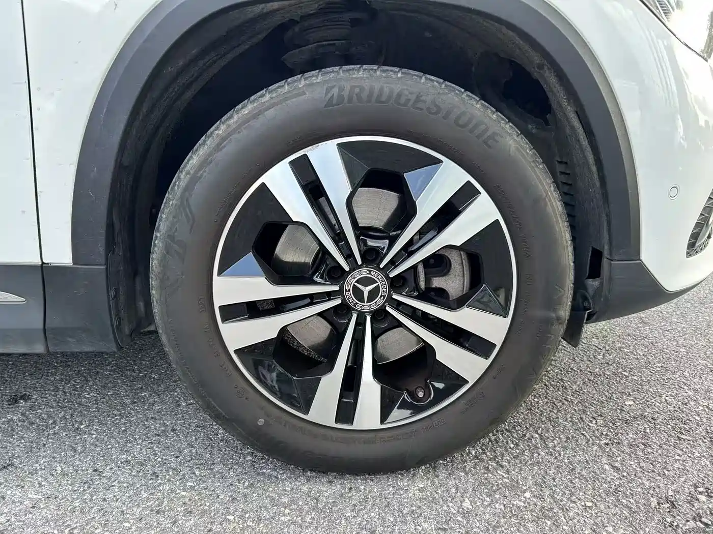 Mercedes-Benz GLA 2023