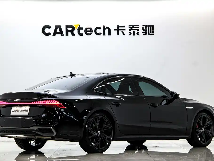Audi A7 2025