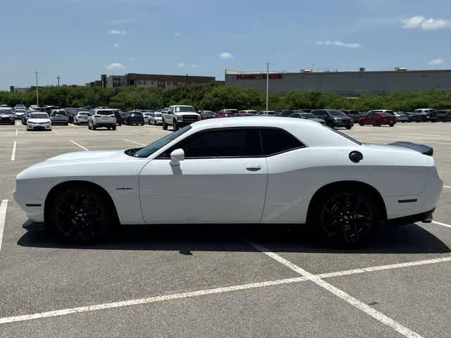 Dodge Challenger 2022