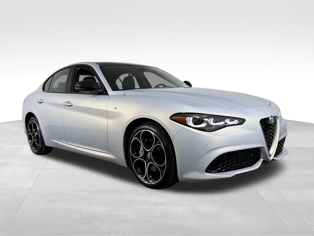 Alfa Romeo Giulia 2024