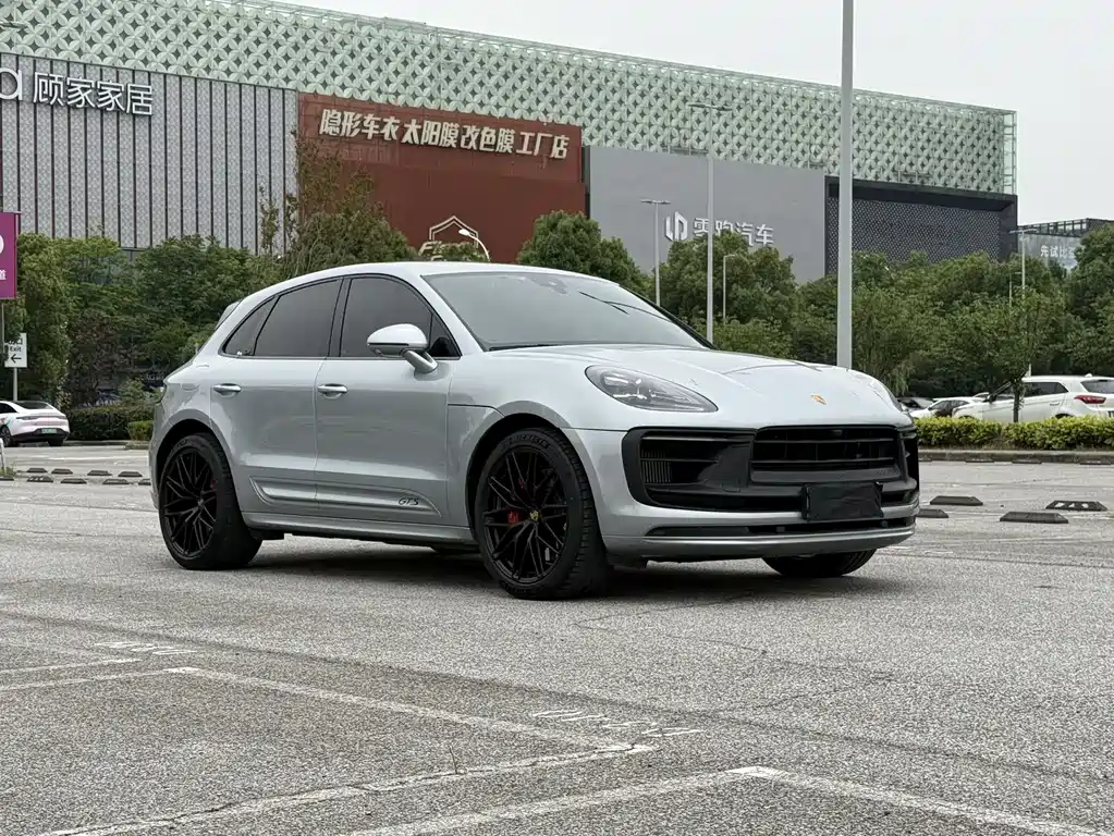 Porsche Macan 2022