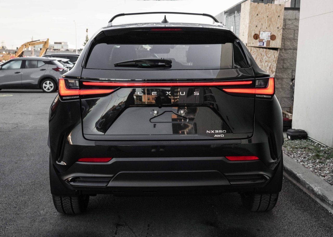 Lexus NX 2026