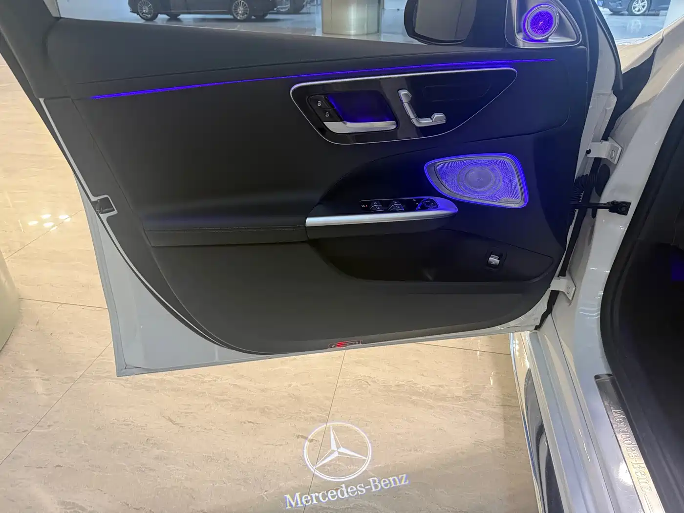 Mercedes-Benz C-Класс 2023