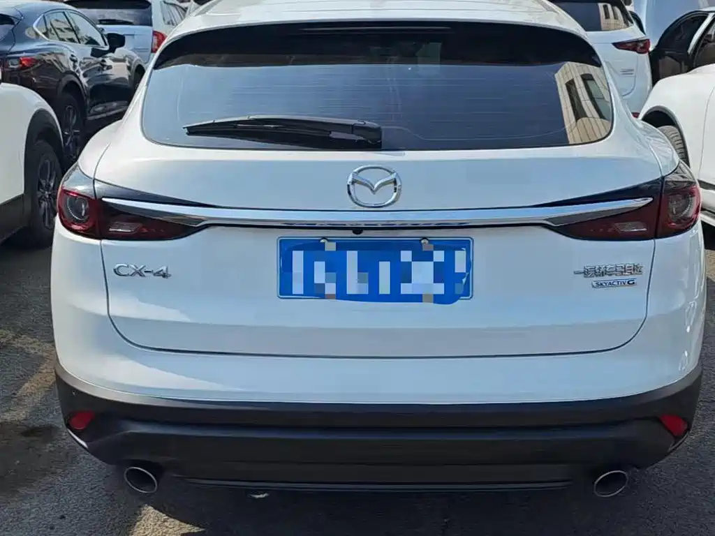 Mazda CX-4 2023
