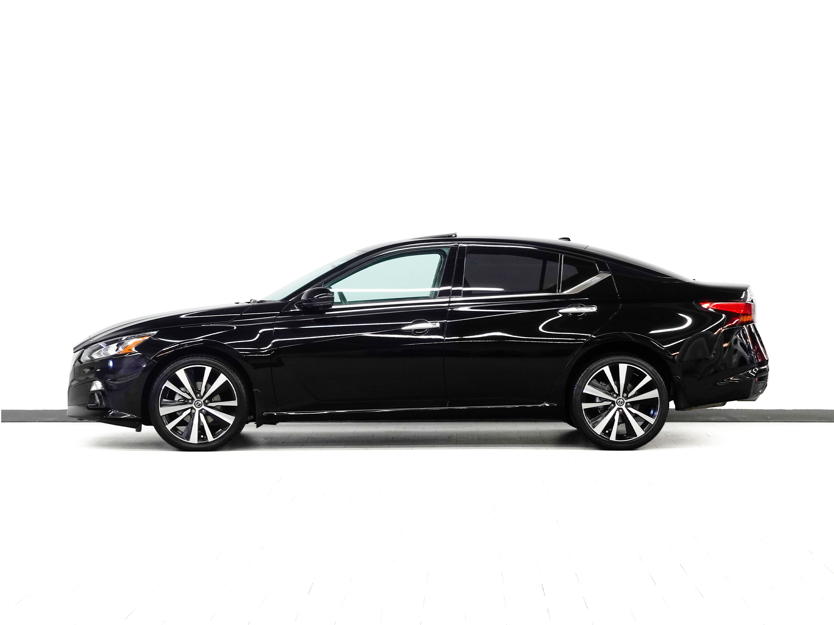 Nissan Altima 2021
