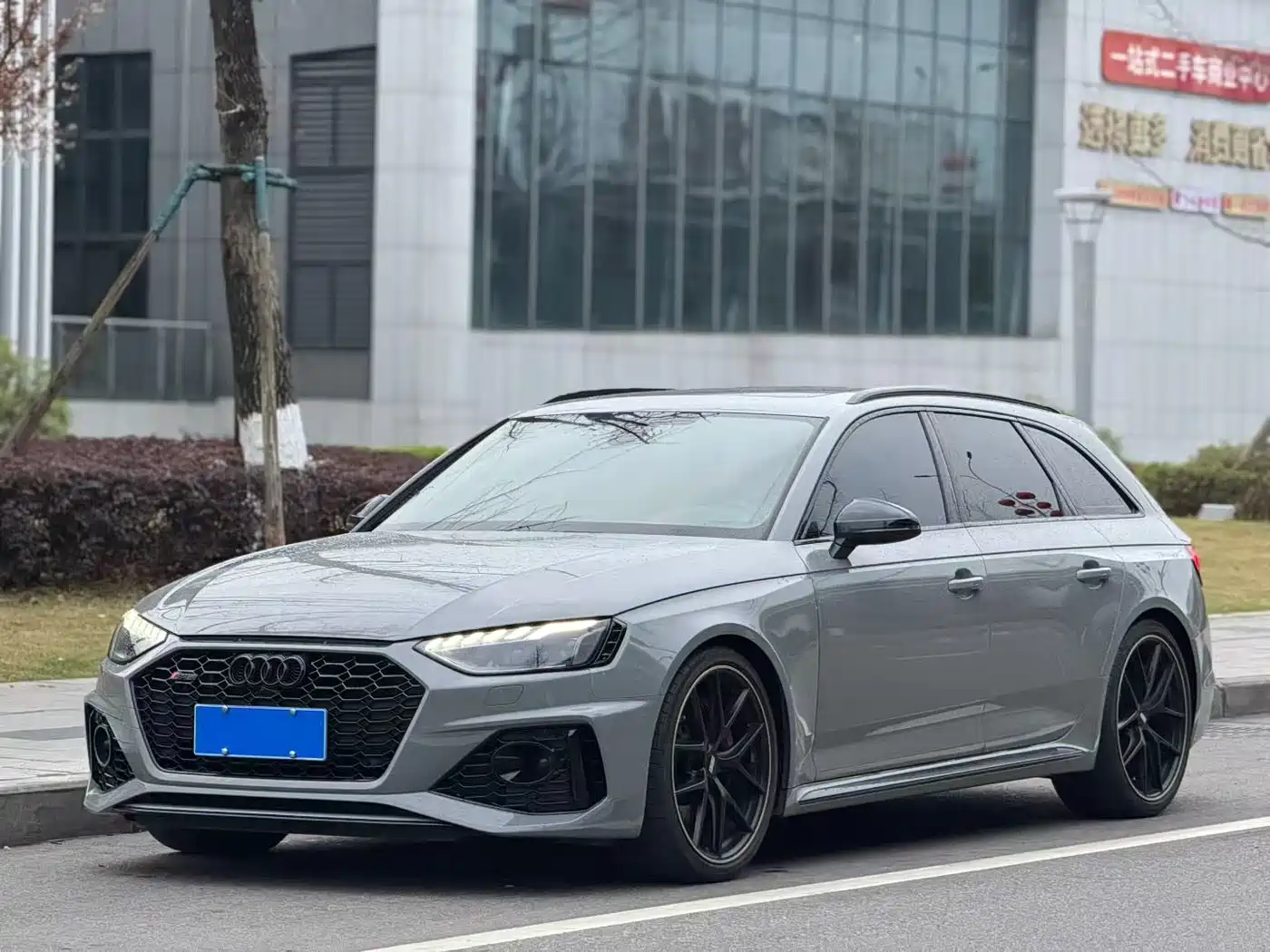 Audi RS 4 2022