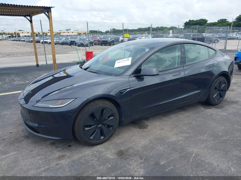 Tesla Model 3 2025
