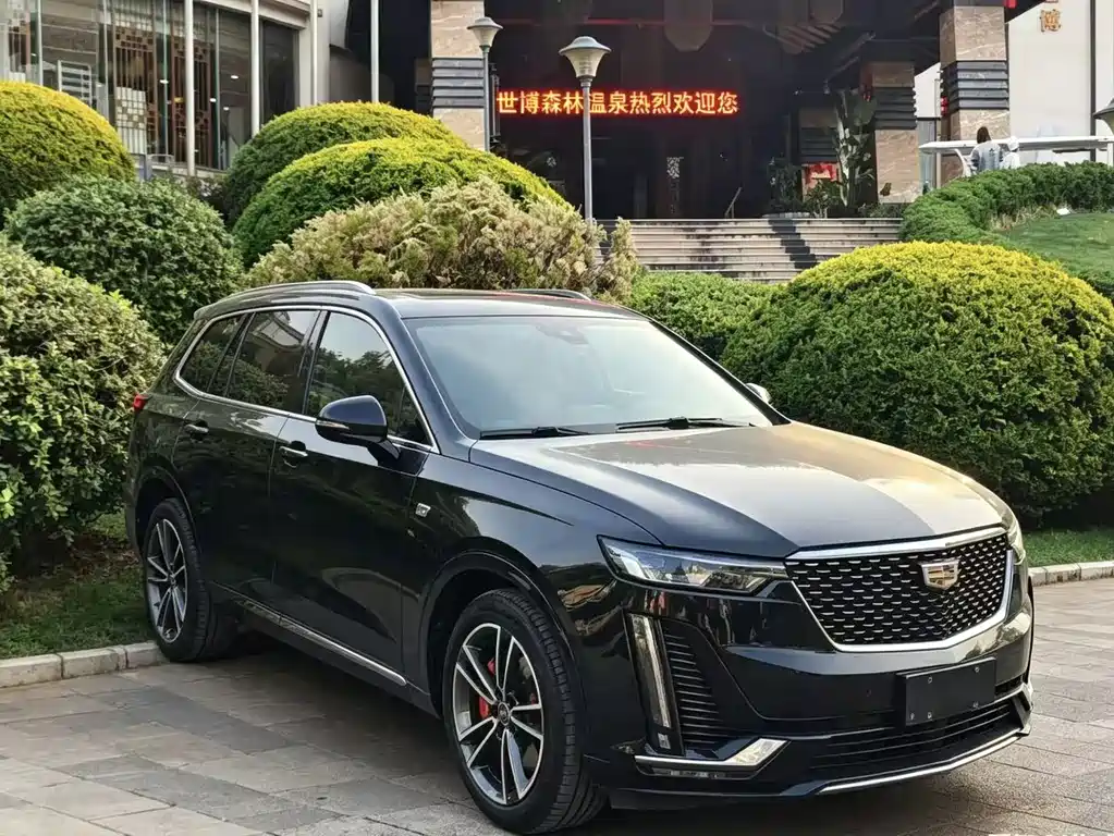 Cadillac XT6 2021