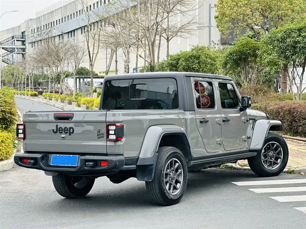 Jeep Gladiator 2022