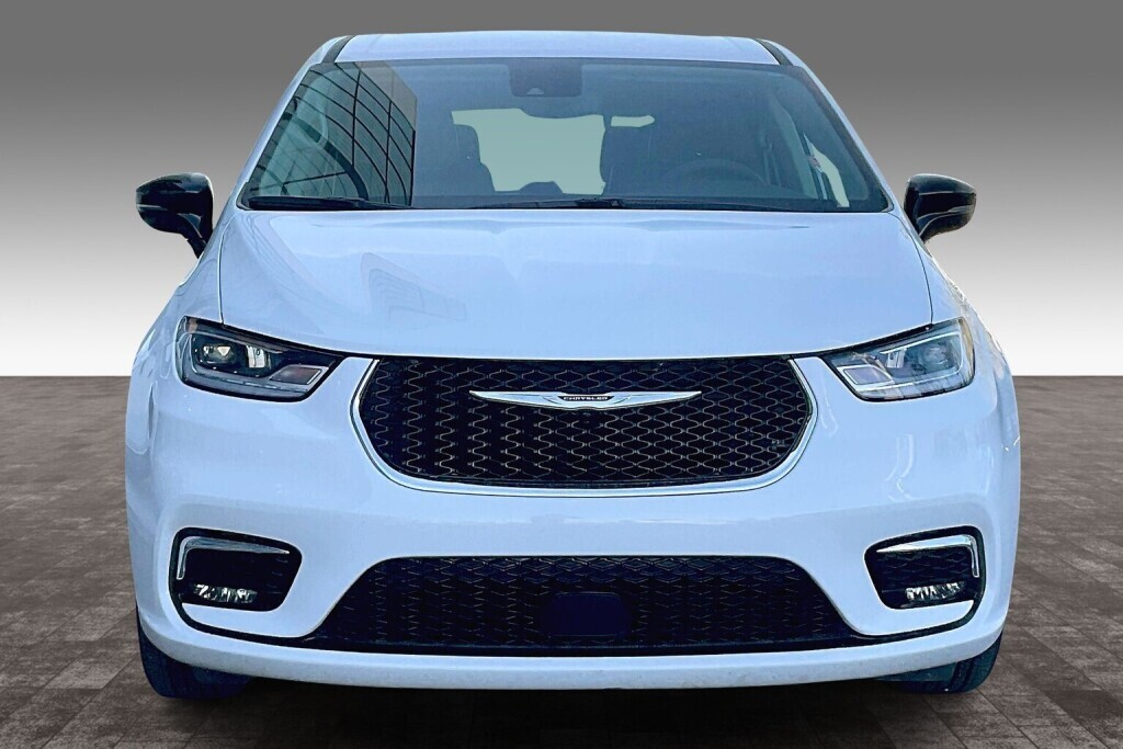 Chrysler Pacifica 2024