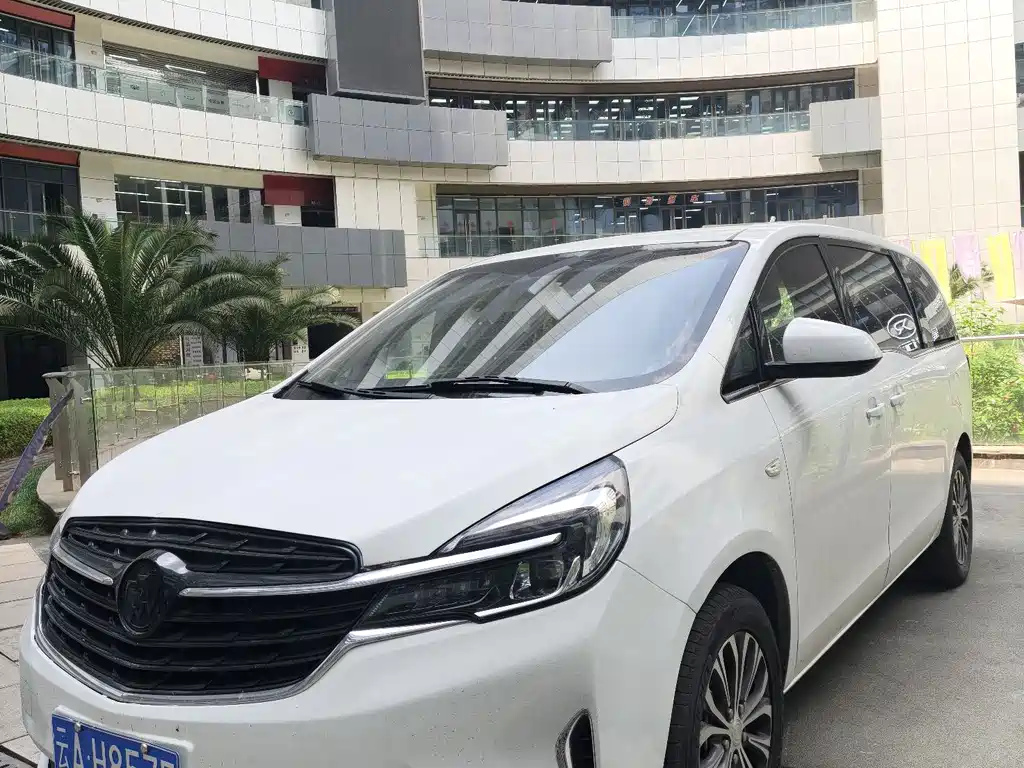 Buick GL8 2021