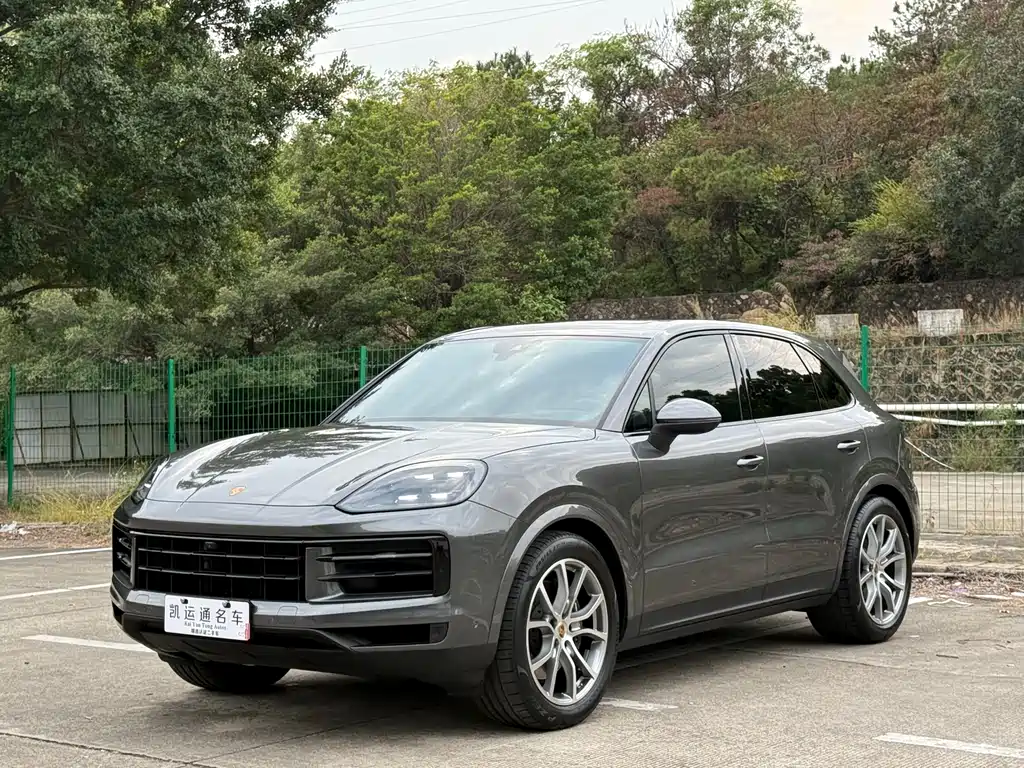 Porsche Cayenne 2024