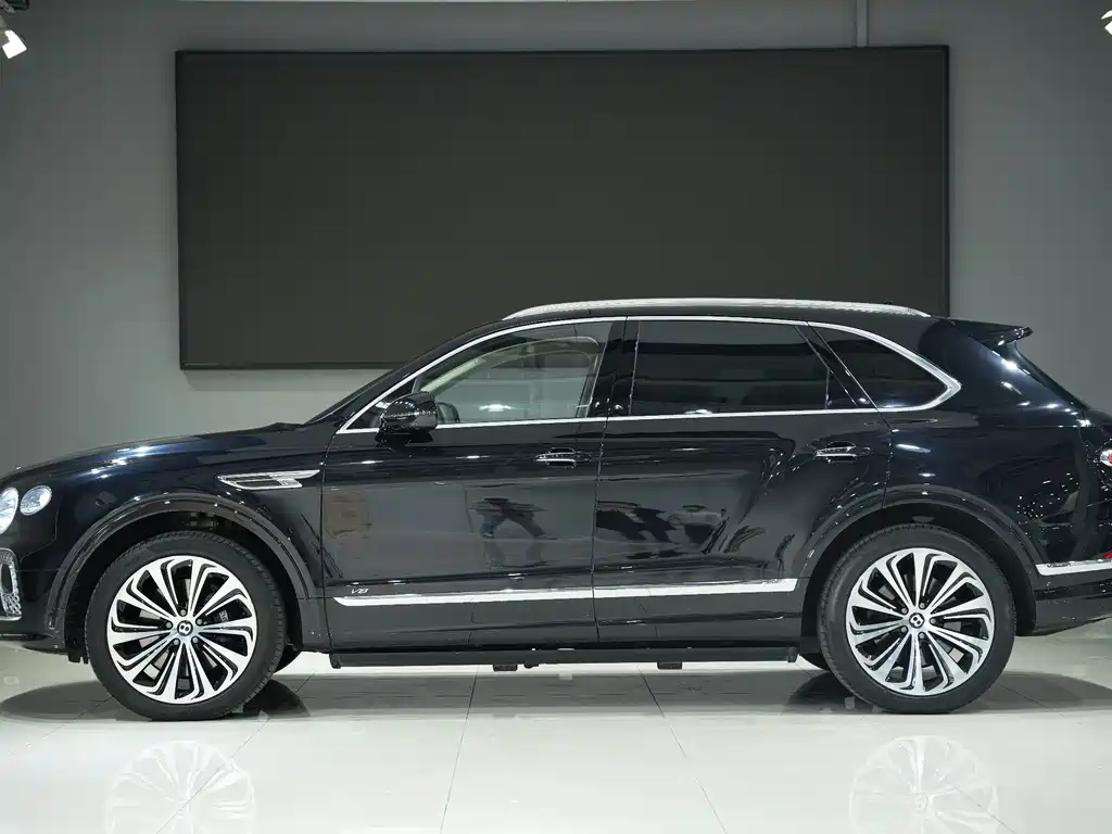 Bentley Bentayga 2024