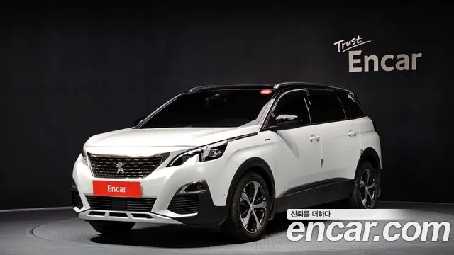 Peugeot 5008 2021