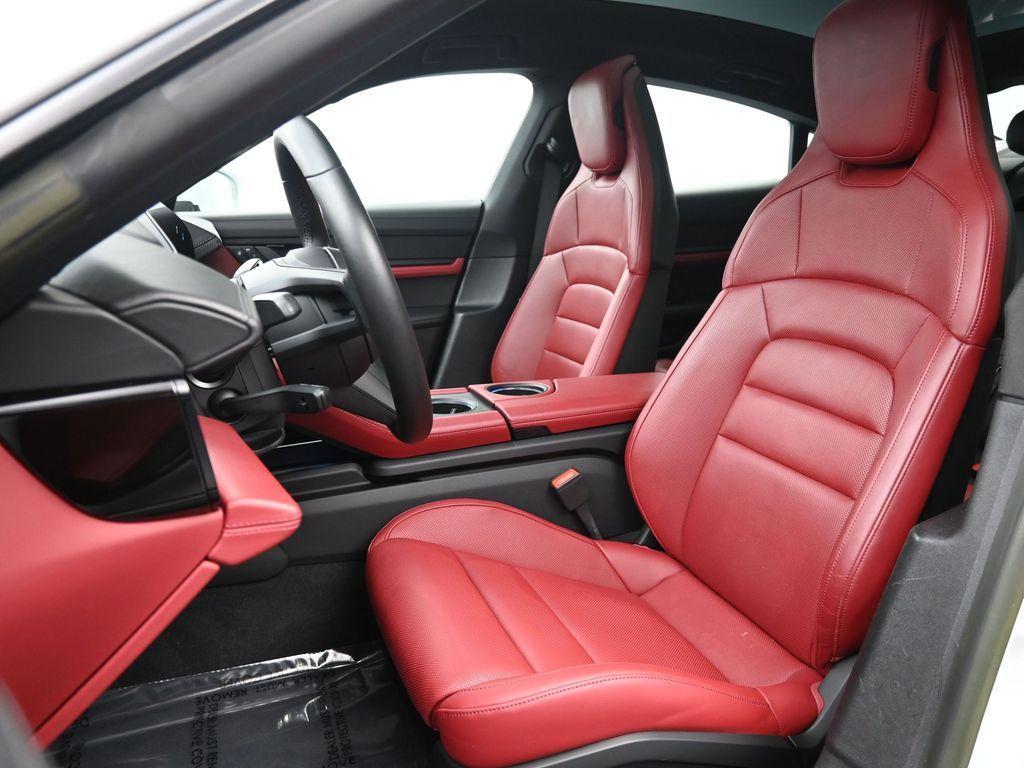 Porsche Taycan 2023