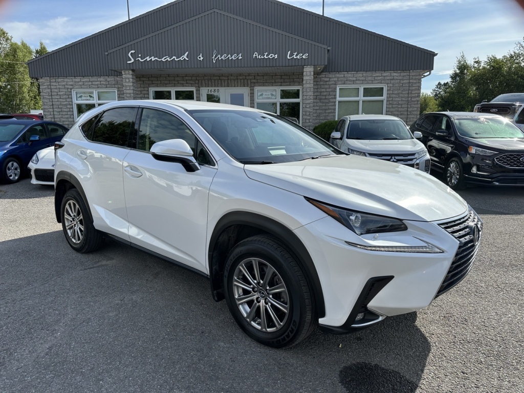 Lexus NX 2021