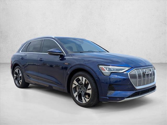 Audi e-tron 2022