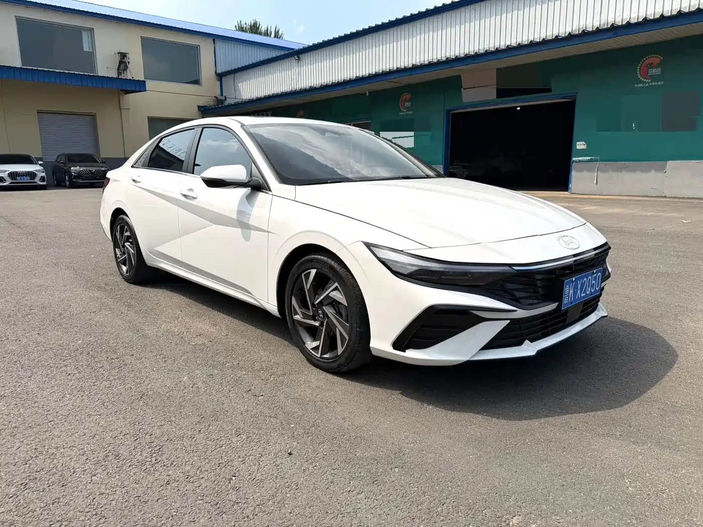 Hyundai Elantra 2023