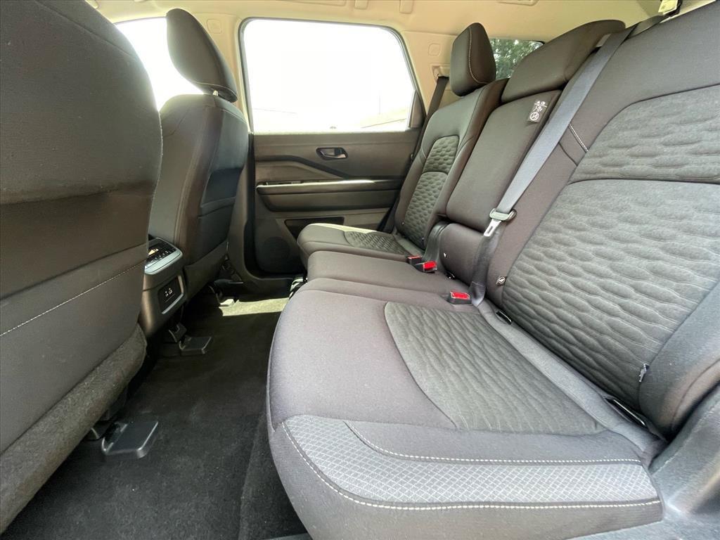 Nissan Pathfinder 2025