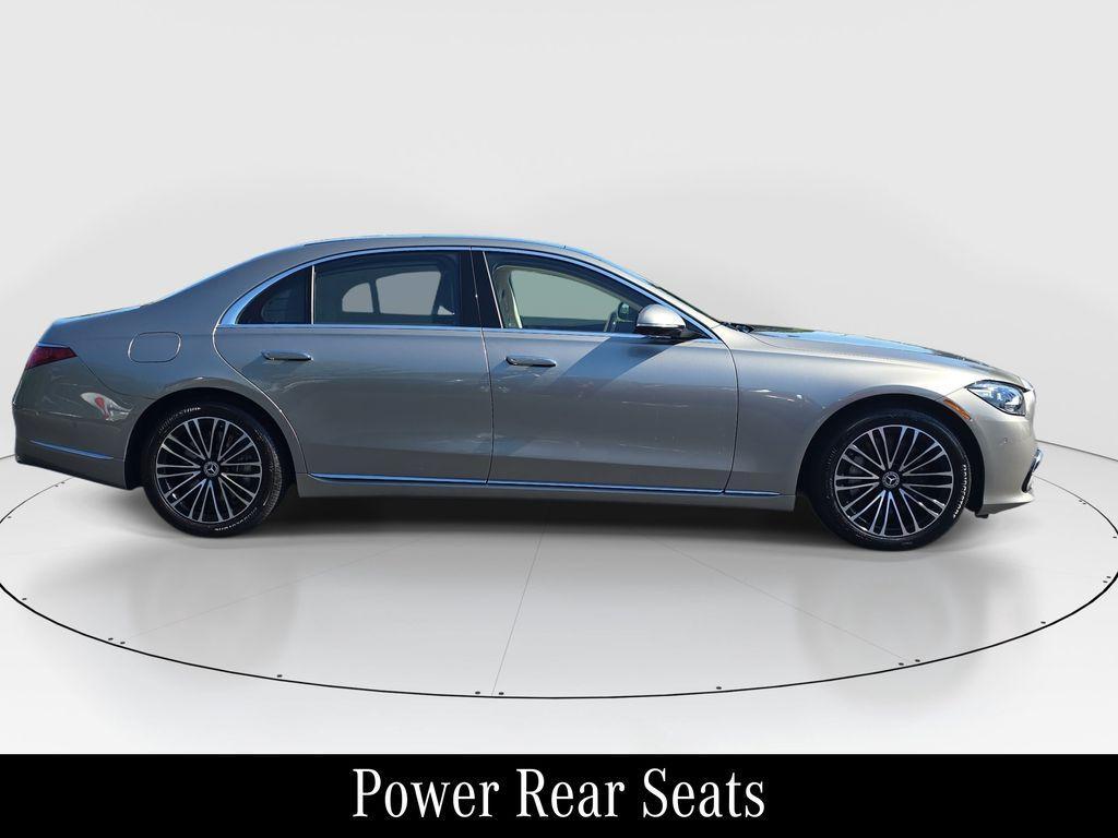 Mercedes-Benz S-Класс 2024