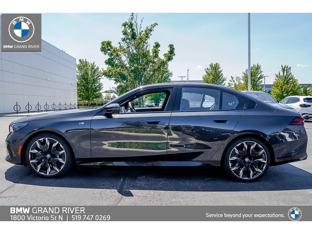 BMW i5 2024