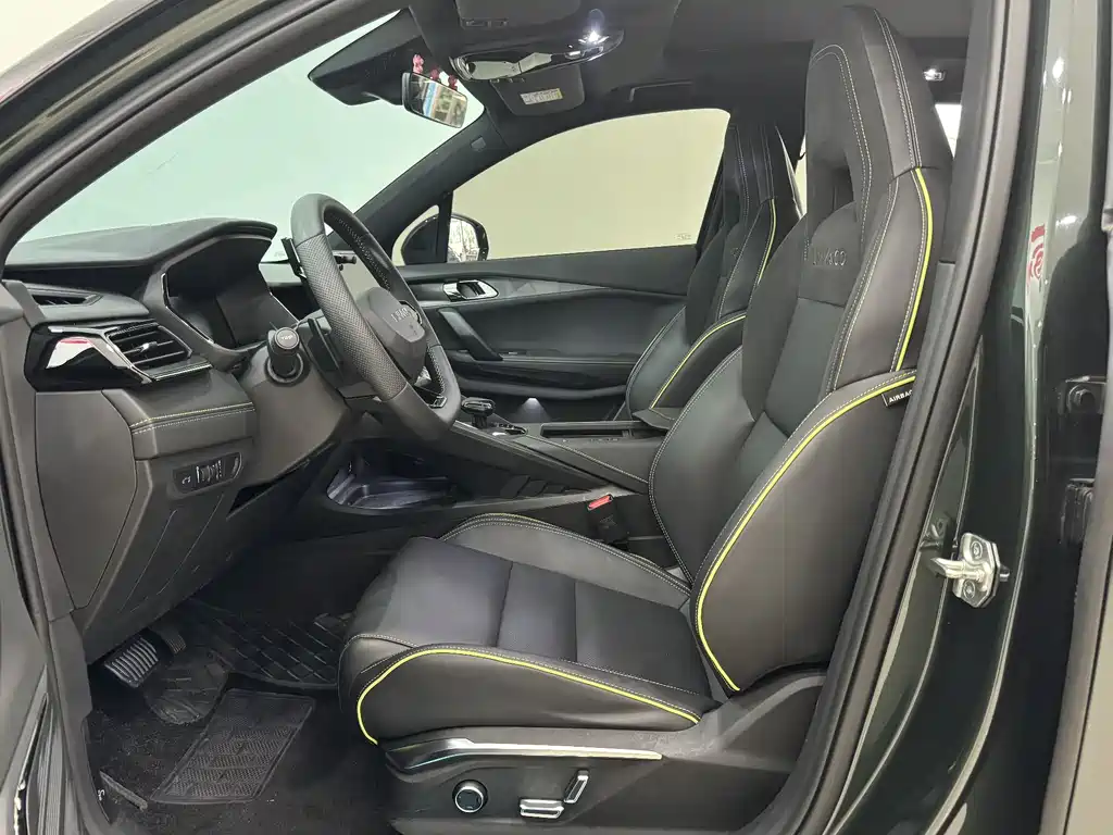 Lynk & Co 06 2024