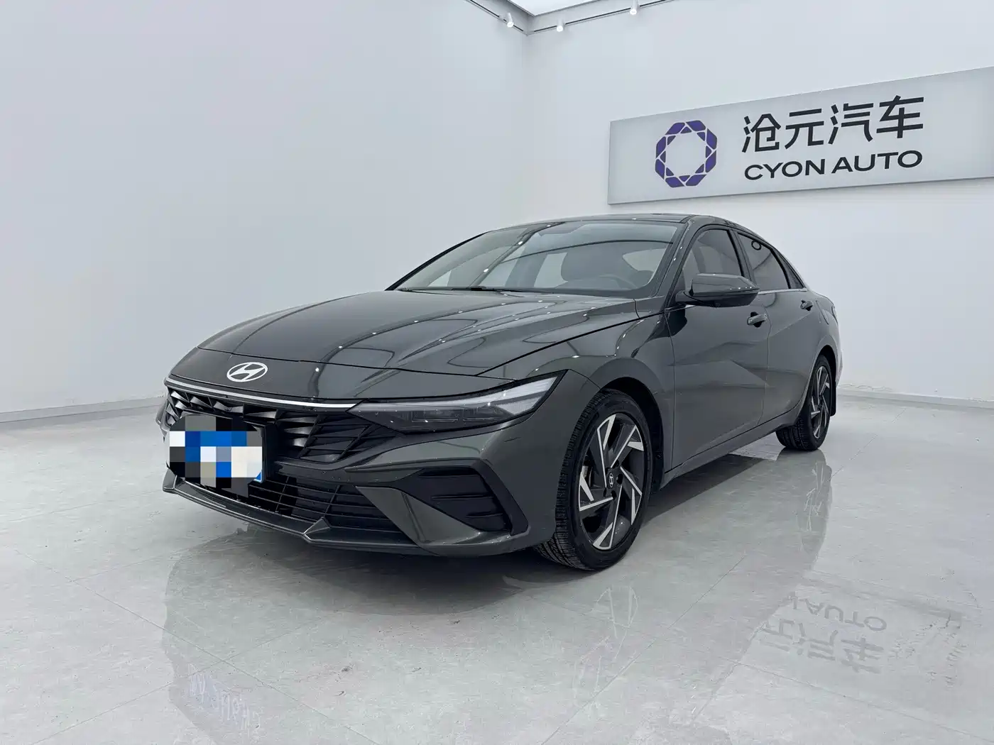 Hyundai Elantra 2024