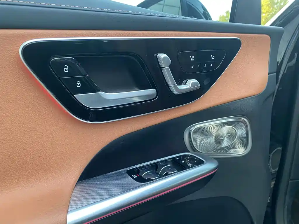 Mercedes-Benz GLC 2026