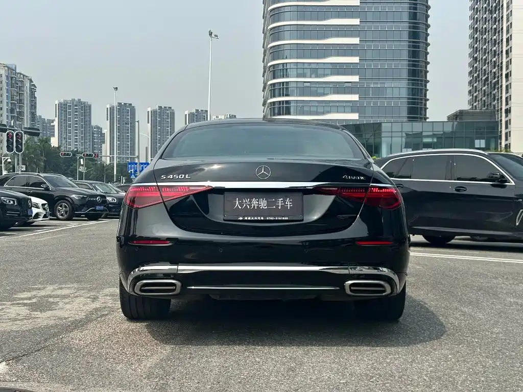Mercedes-Benz S-Класс 2024