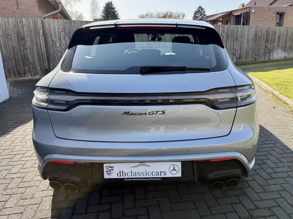 Porsche Macan 2022