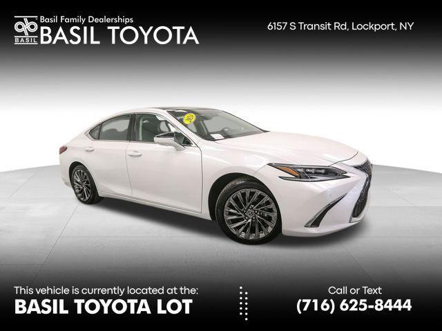 Lexus ES 2024