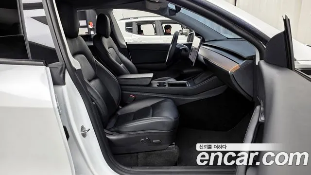 Tesla Model Y 2021